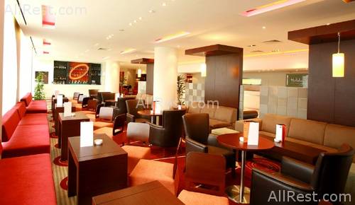 Holiday Inn Hotel 5